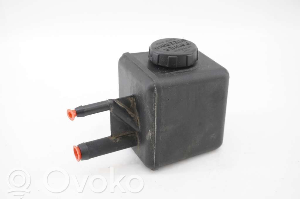 Volvo 740 Ohjaustehostimen nestesäiliö 