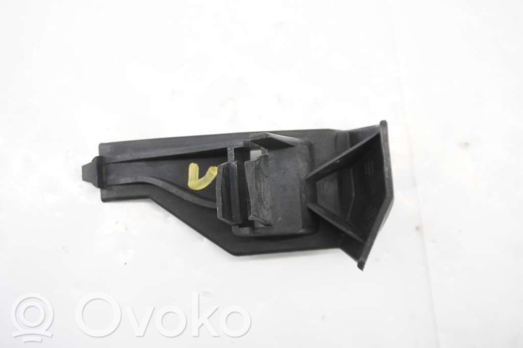 Volvo V50 Front bumper mounting bracket 