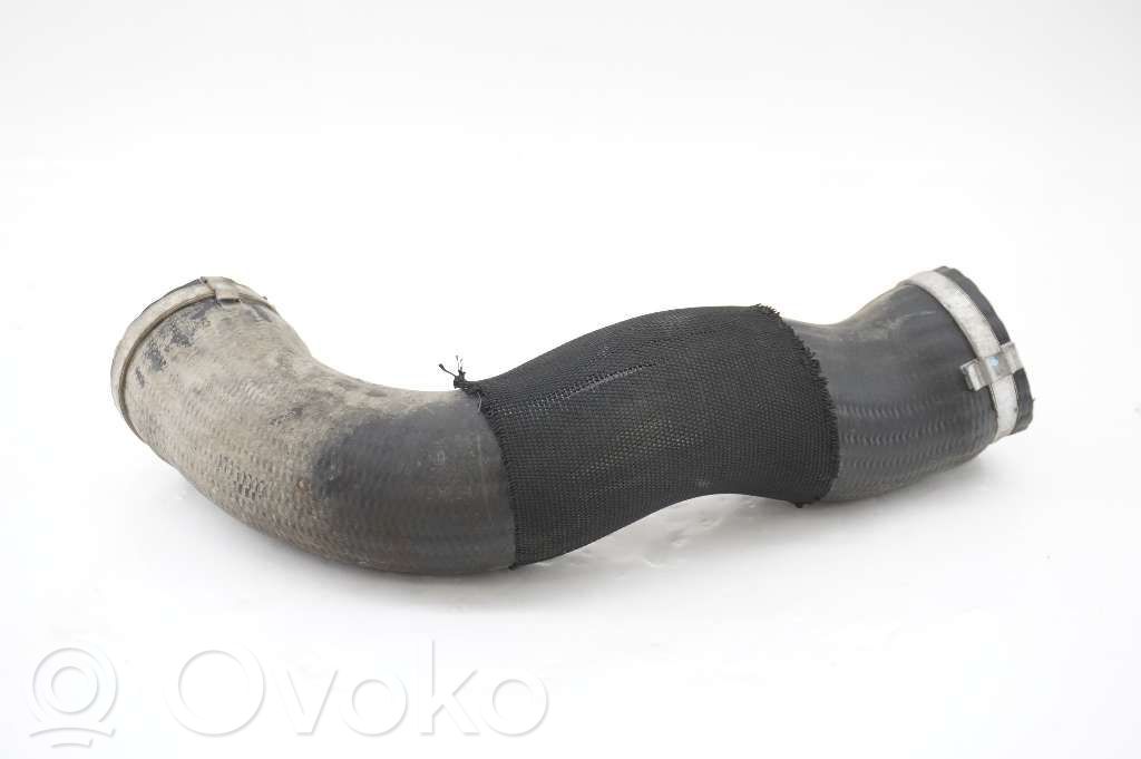 Volvo V70 Wąż / Rura intercoolera 