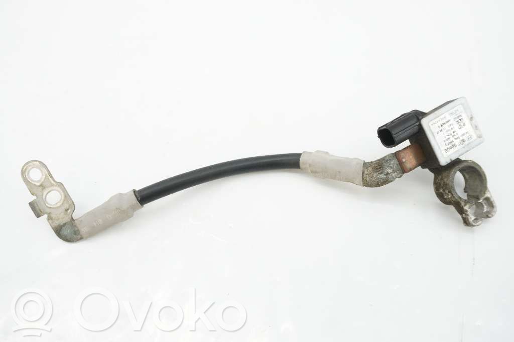 KIA Ceed Pluskaapeli (akku) 