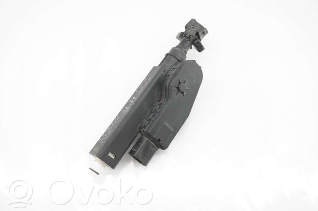Volvo V70 Dysza spryskiwacza lampy przedniej 