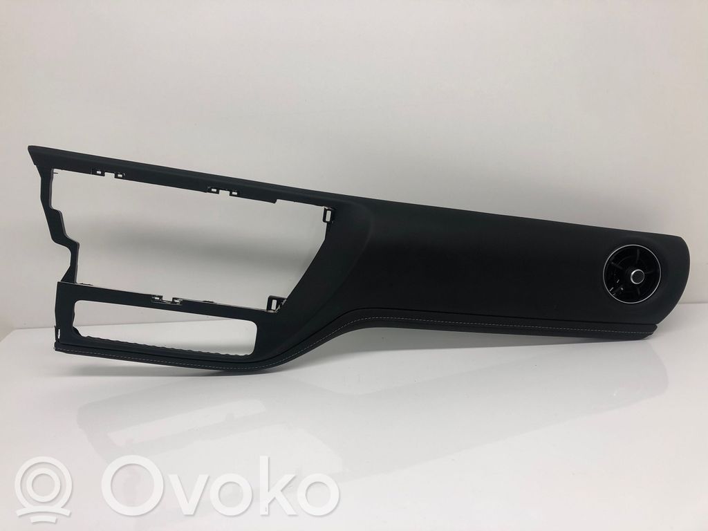 Toyota Auris E180 Panel trim 