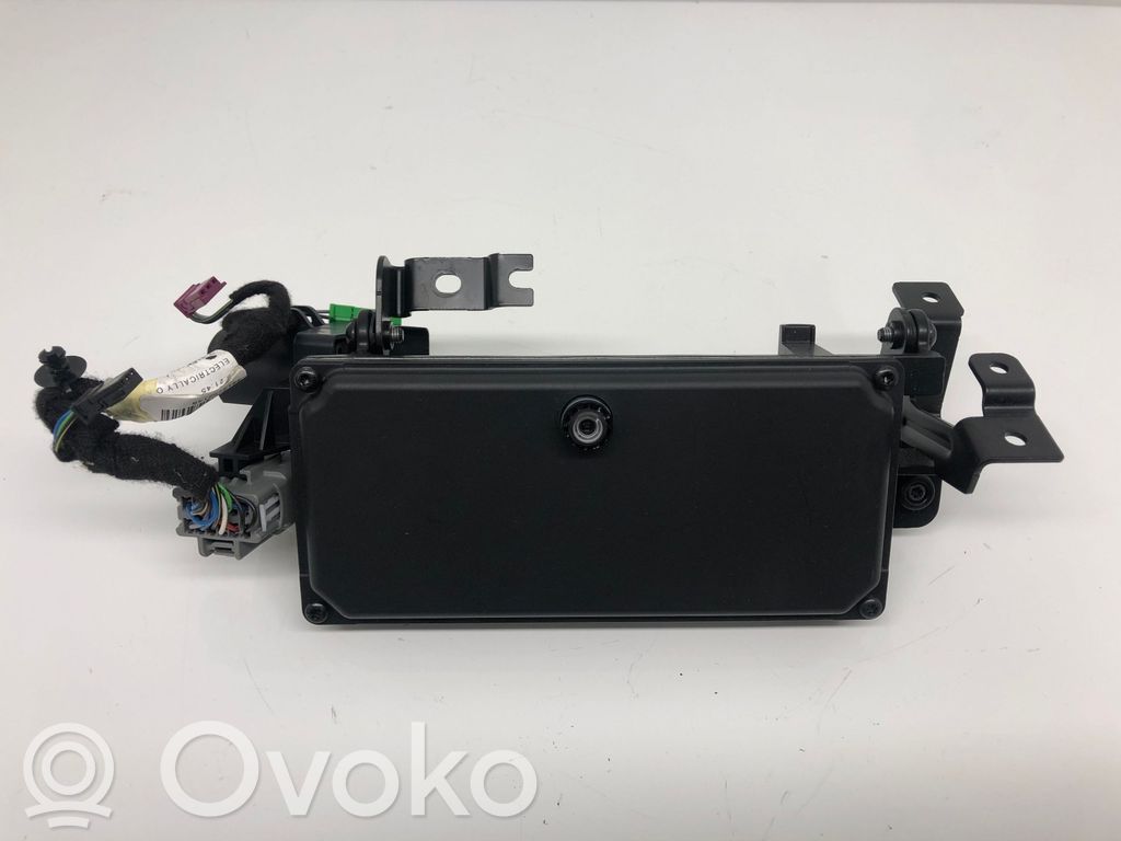 Windshield/windscreen camera   31471559