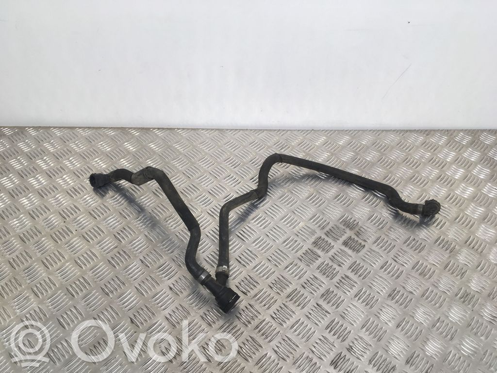 BMW X5 E70 Engine coolant pipe/hose 