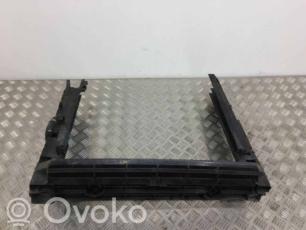BMW X5 E70 Radiatoru paneļa turētājs (televizora) 