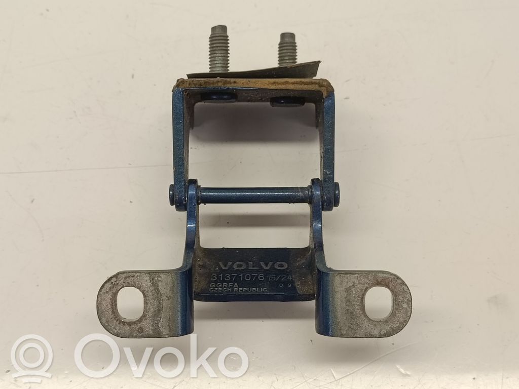 Volvo XC90 Tailgate/trunk/boot hinge 