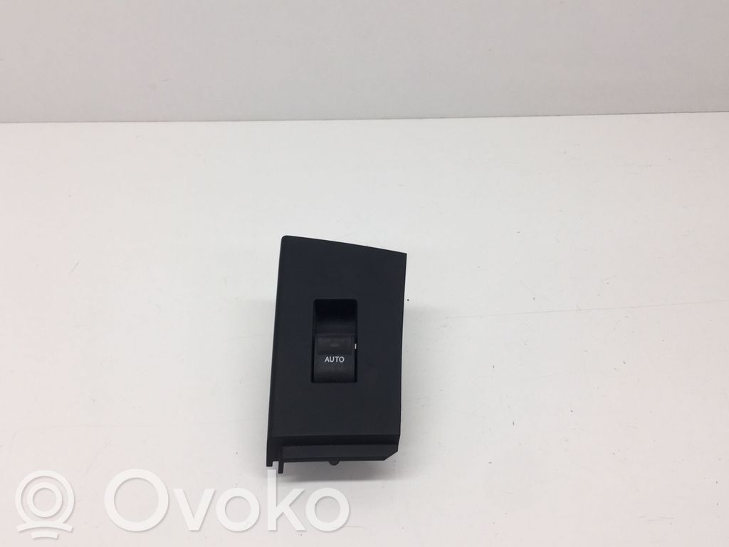 Toyota Auris E180 Electric window control switch 