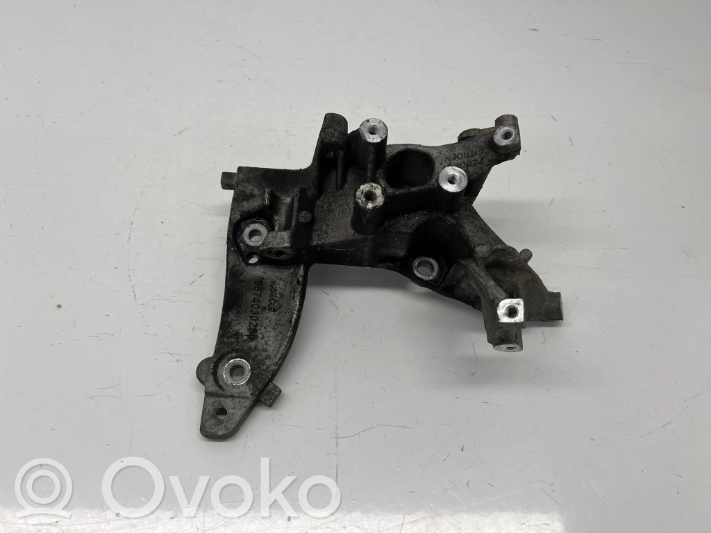 Peugeot Partner Generator/alternator bracket 