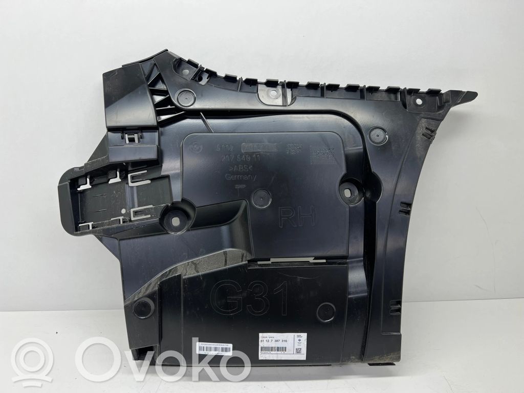 BMW 5 G30 G31 G38 Takapuskurin kannake 