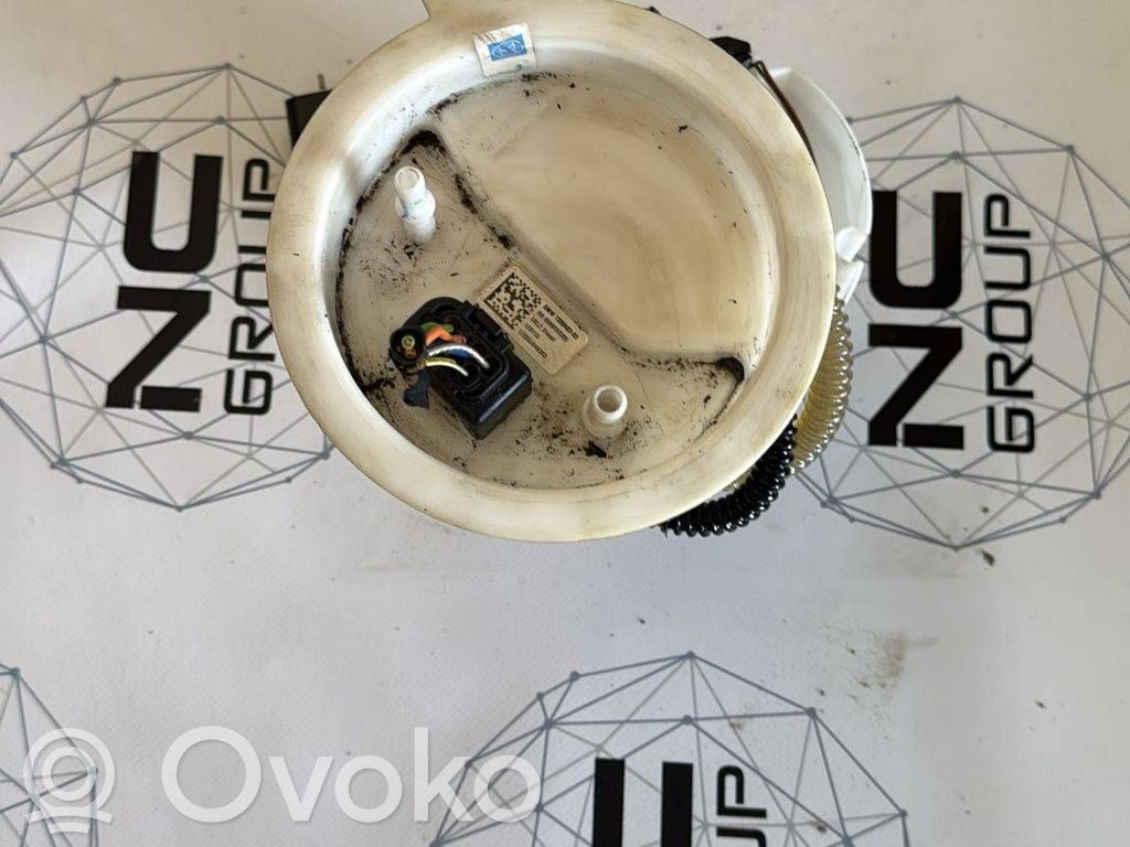 BMW 2 F45 Bomba interna de combustible 