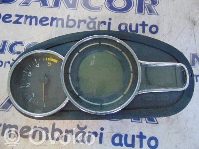 Renault Megane III Licznik / Prędkościomierz 