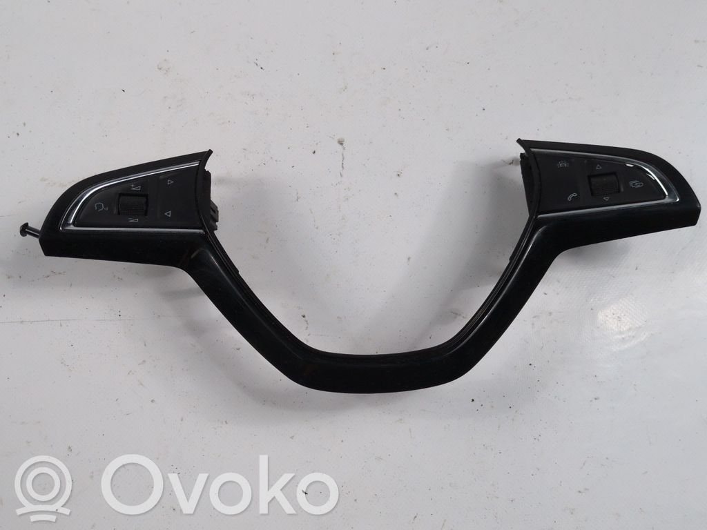 Skoda Octavia Mk3 (5E) Ohjauspyörän verhoilu 