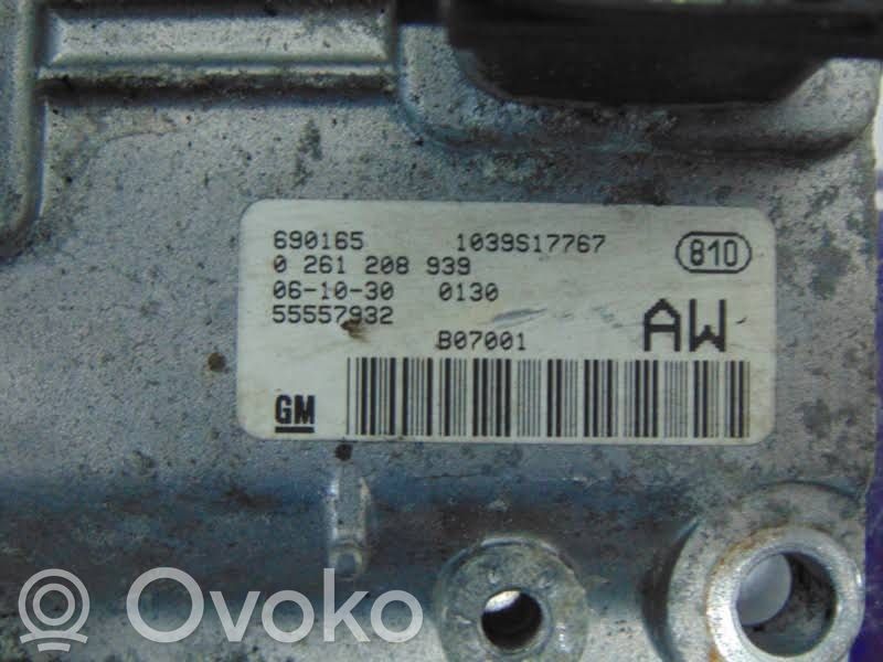 Opel Zafira B Engine control unit/module 