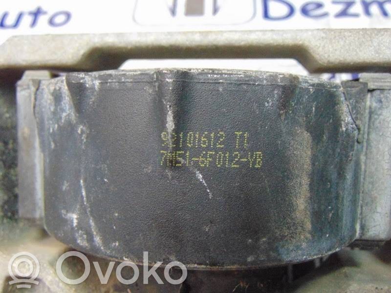 Engine mount bracket   7M516F012YB