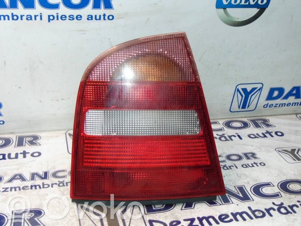 Skoda Octavia Mk1 (1U) Lampa tylna 