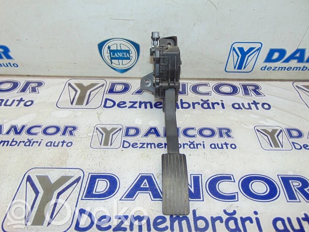 Smart ForFour I Pedał gazu / przyspieszenia 