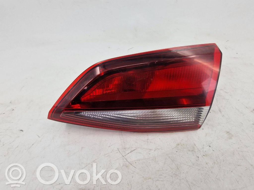 Opel Astra K Takaluukun takavalot 