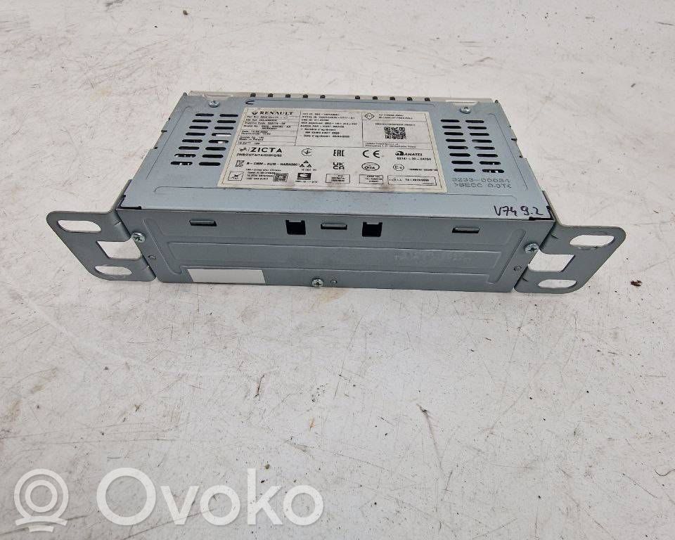 Dacia Logan III Stacja multimedialna GPS / CD / DVD 