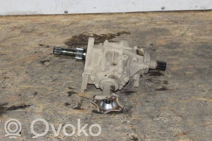 Transfer box differential control unit