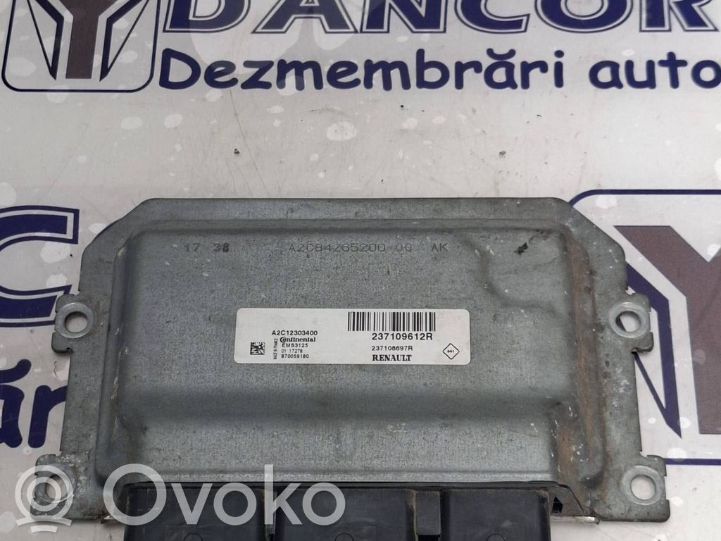Dacia Logan II Engine control unit/module 