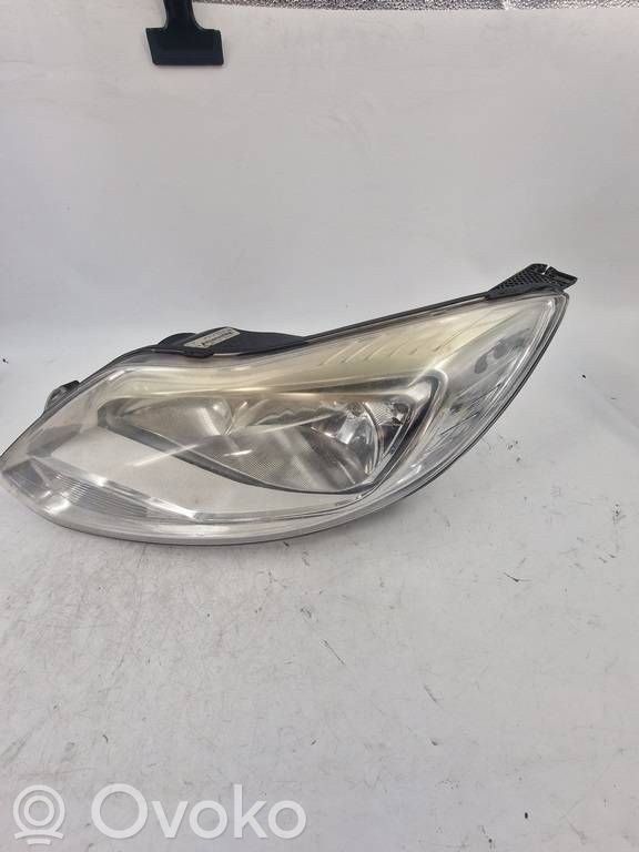 Ford Focus Phare frontale 
