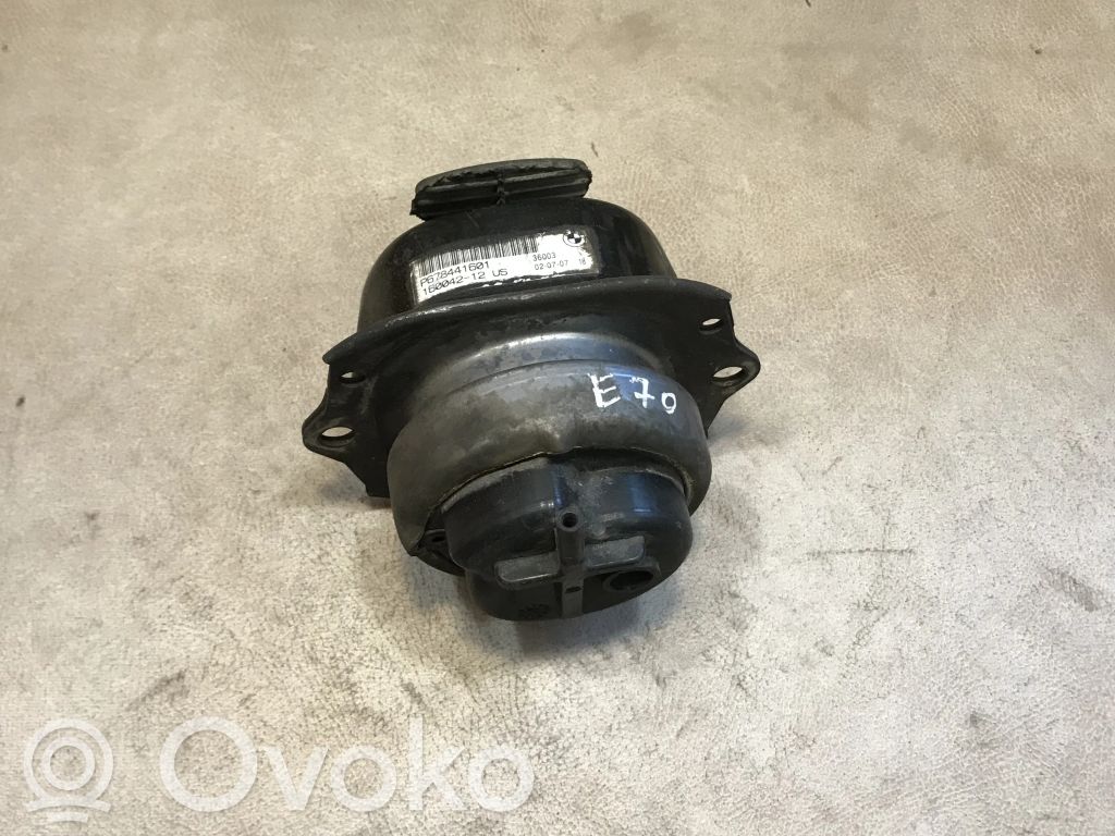BMW X5 E70 Engine mount bracket 