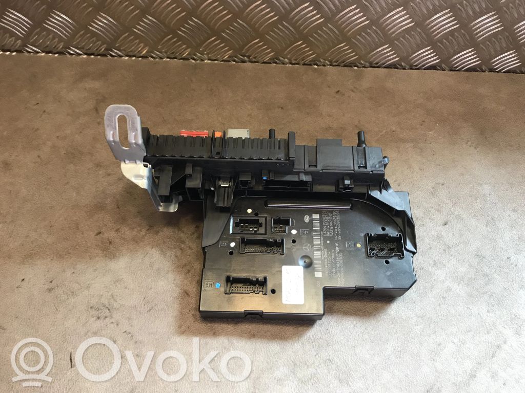 Mercedes-Benz C W204 Módulo de fusible 