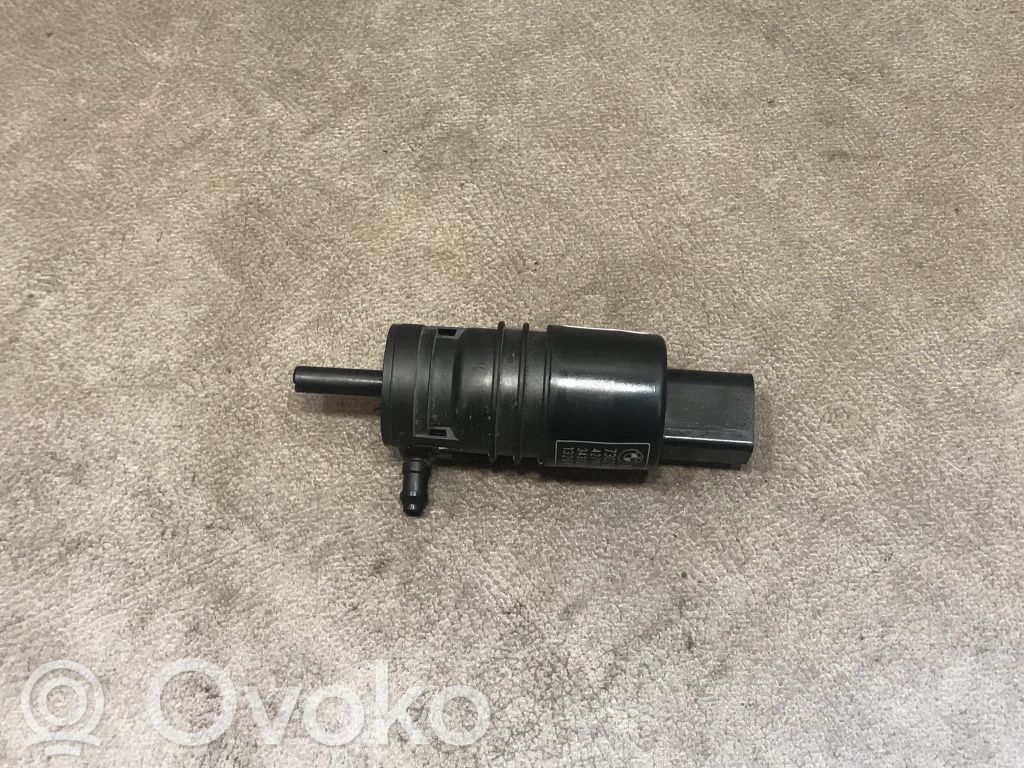 Windscreen/windshield washer pump   7302588