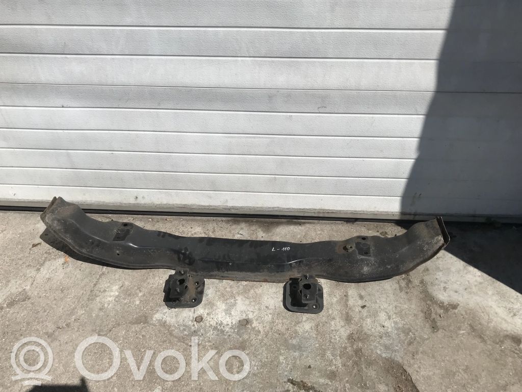 BMW 6 E63 E64 Aizmugurē bampera balka 