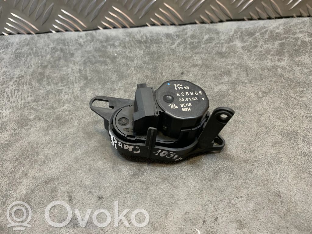 BMW 7 E65 E66 Sklendės valdymo varikliukas 