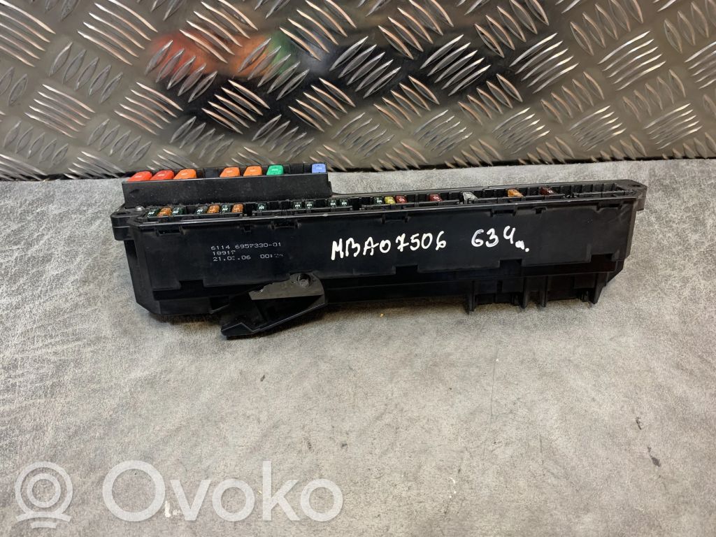 BMW 5 E60 E61 Fuse module 