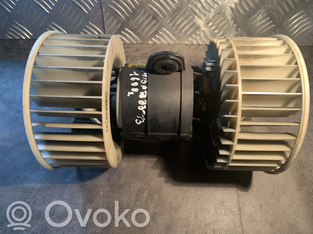 BMW 5 E39 Salono oro mazgo komplektas 