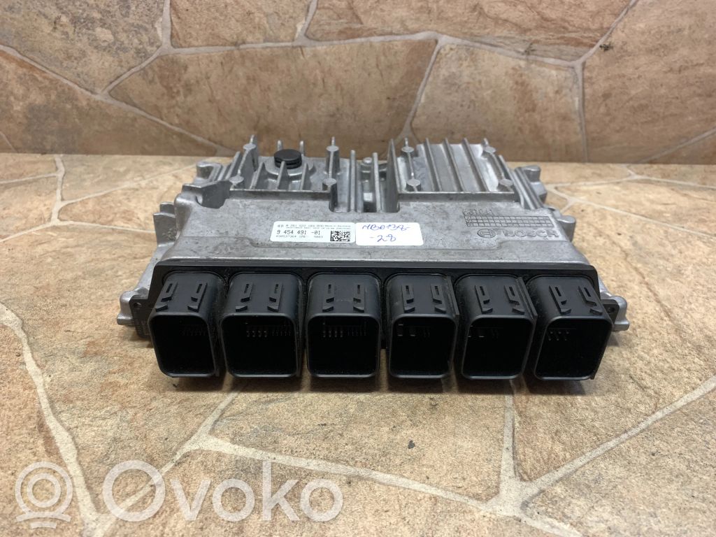 BMW 5 G30 G31 G38 Engine control unit/module 