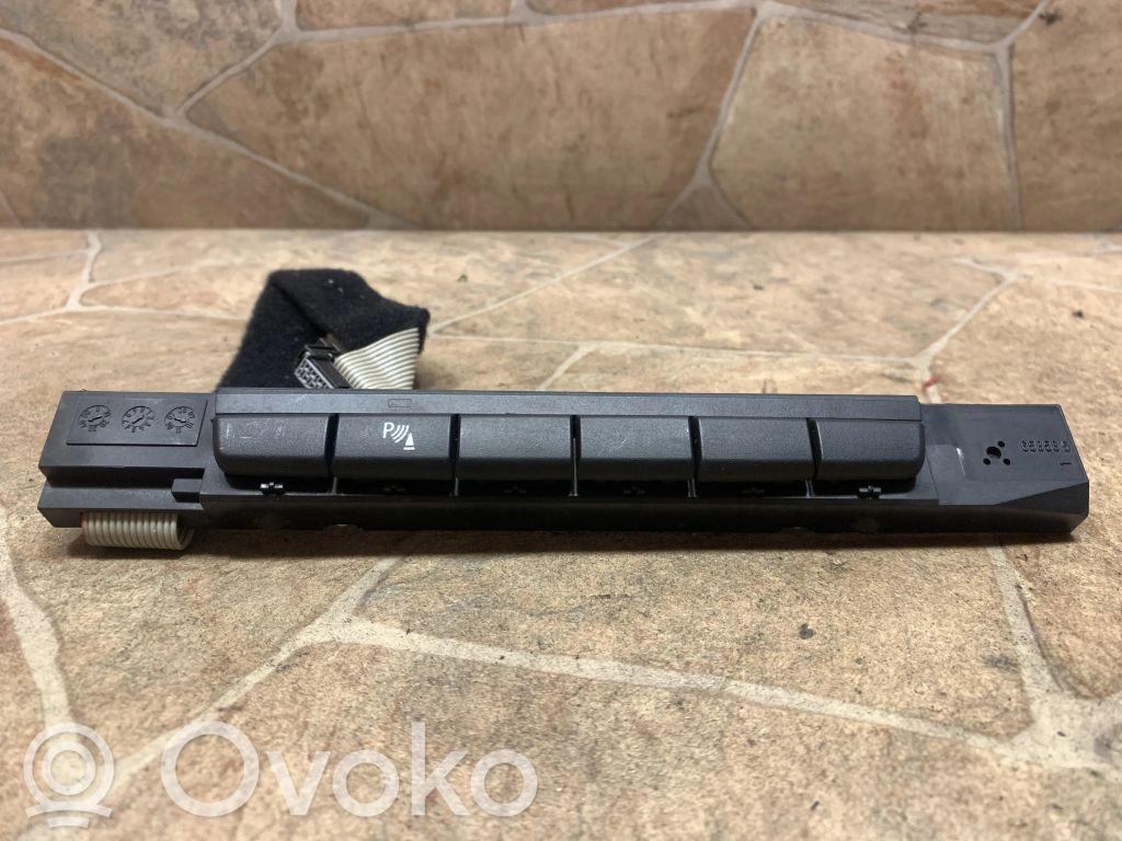 BMW 1 E81 E87 Parking (PDC) sensor switch 