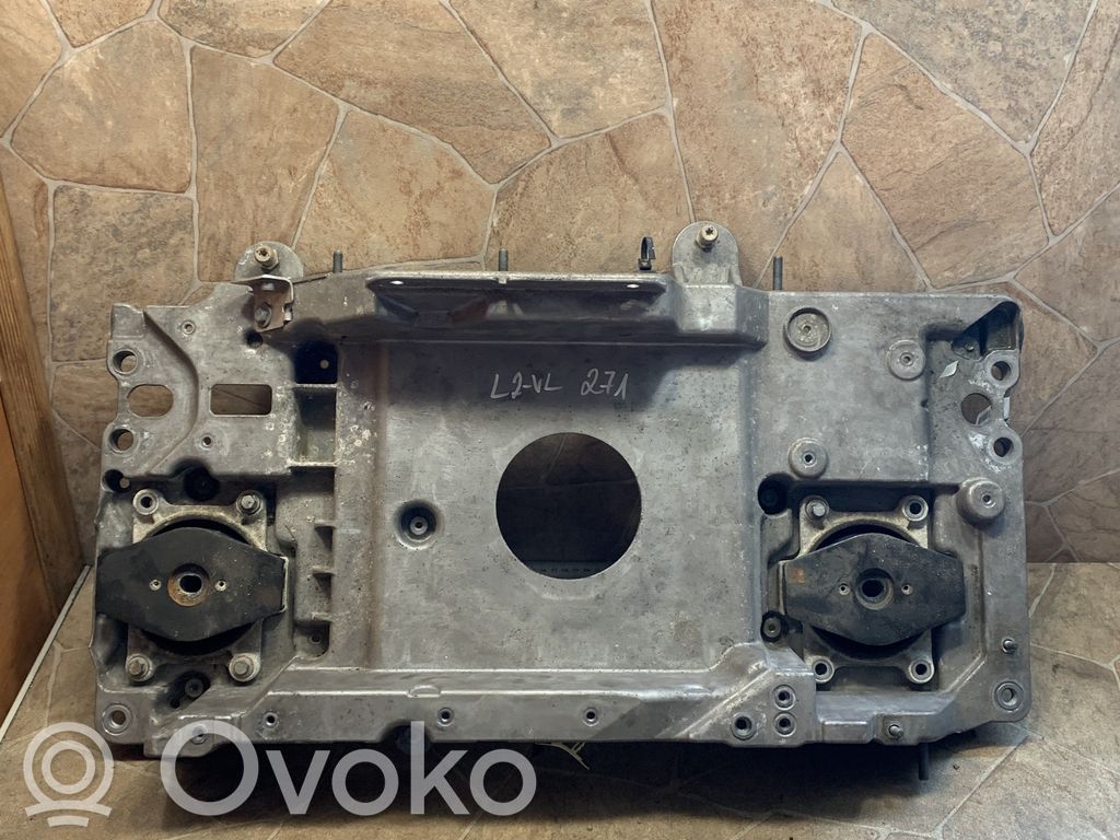 Jaguar I-Pace Engine mounting bracket 