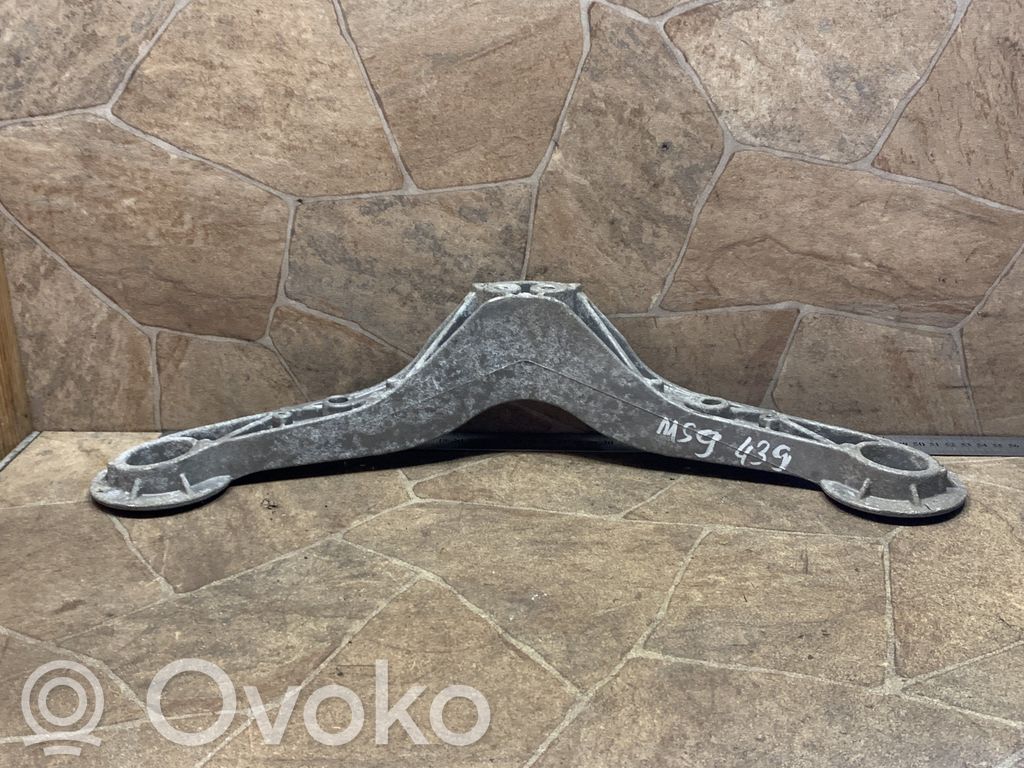 BMW Z4 E89 Rear differential/diff mount bracket 
