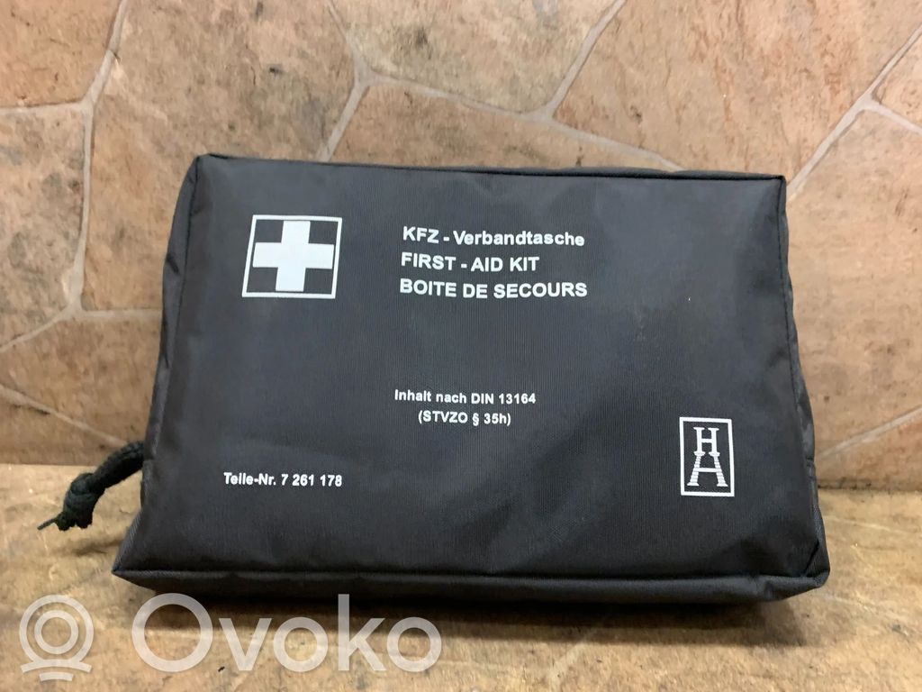 BMW 3 F30 F35 F31 First aid kit 