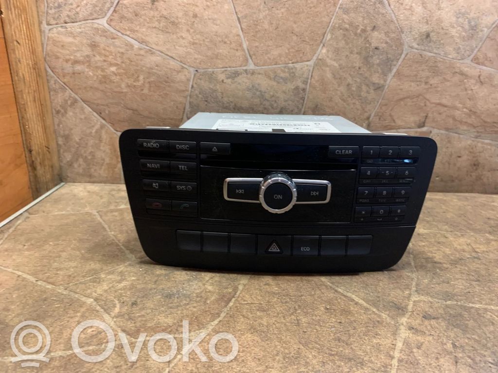 Mercedes-Benz A W176 Panel / Radioodtwarzacz CD/DVD/GPS 