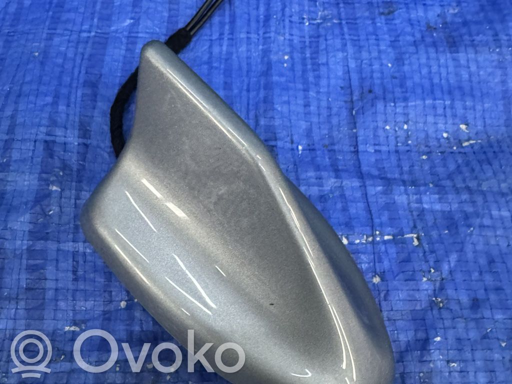 GPS Antenne   LCPT19K351BD