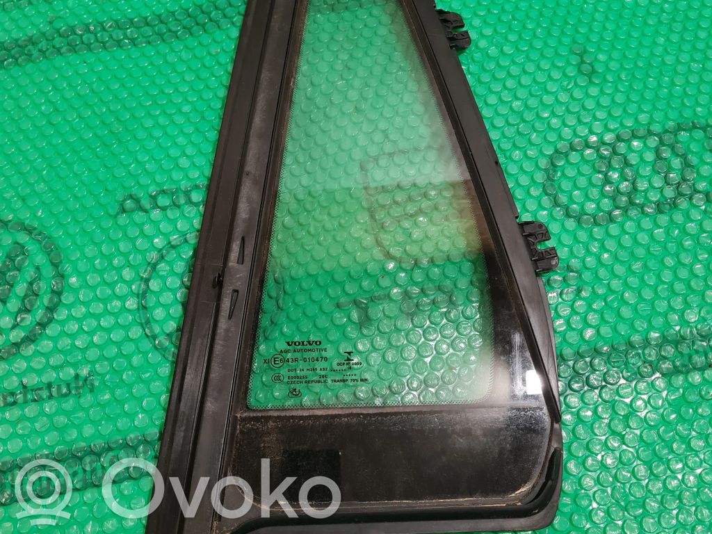 Volvo XC90 Ventanilla de ventilación de la puerta trasera 