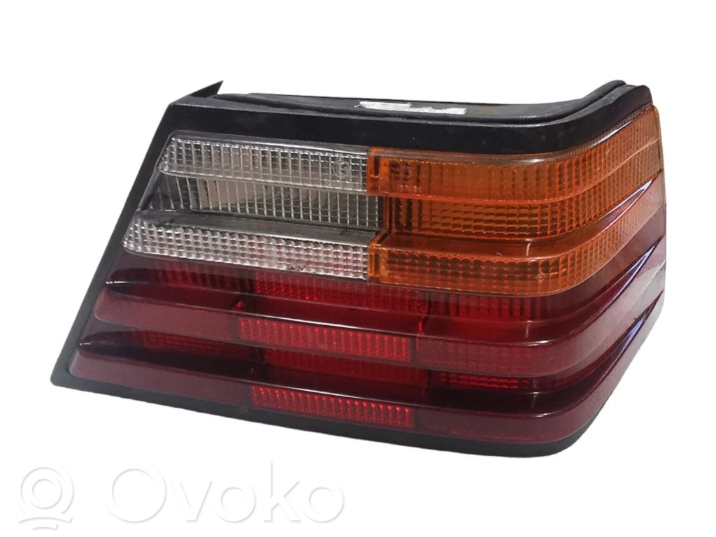 Mercedes-Benz E W124 Lampa tylna 