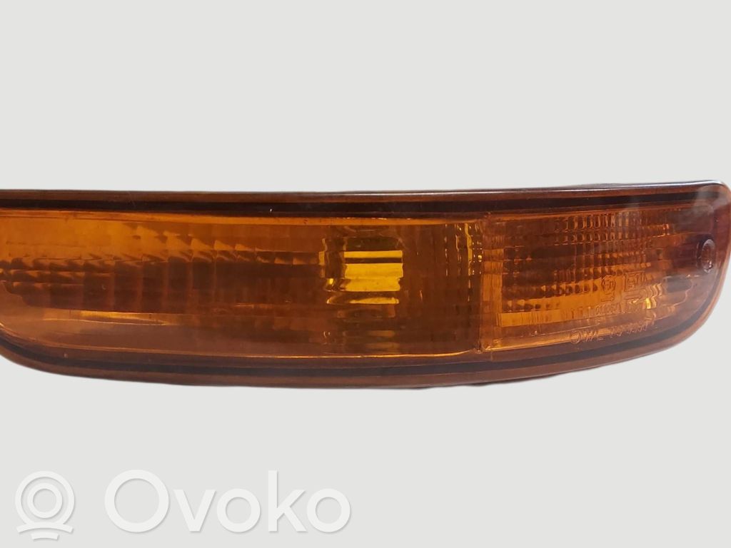 Toyota Corolla E100 Front indicator light 
