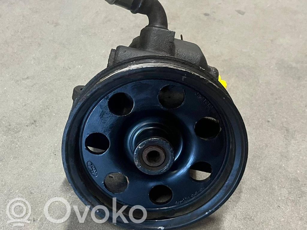 Ford Focus Power steering pump 