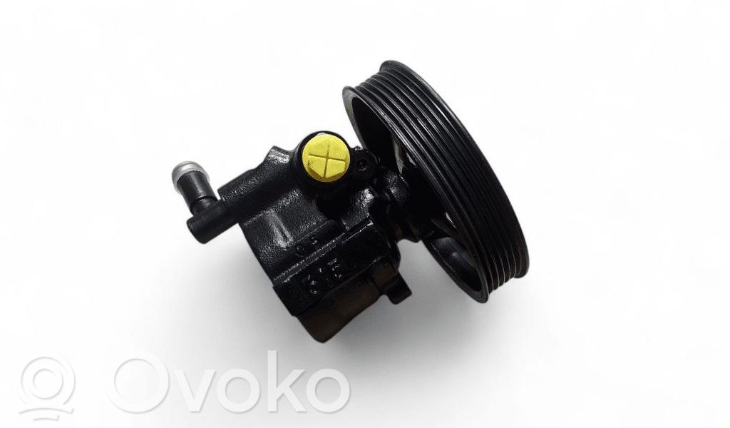 Opel Omega B2 Ohjaustehostimen pumppu 