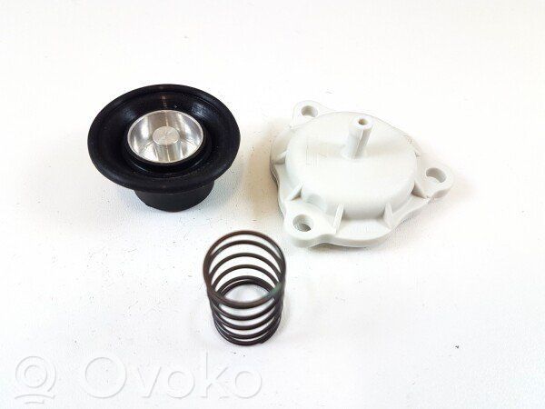 Opel Astra G Cześć układu próżniowego turbosprężarki 