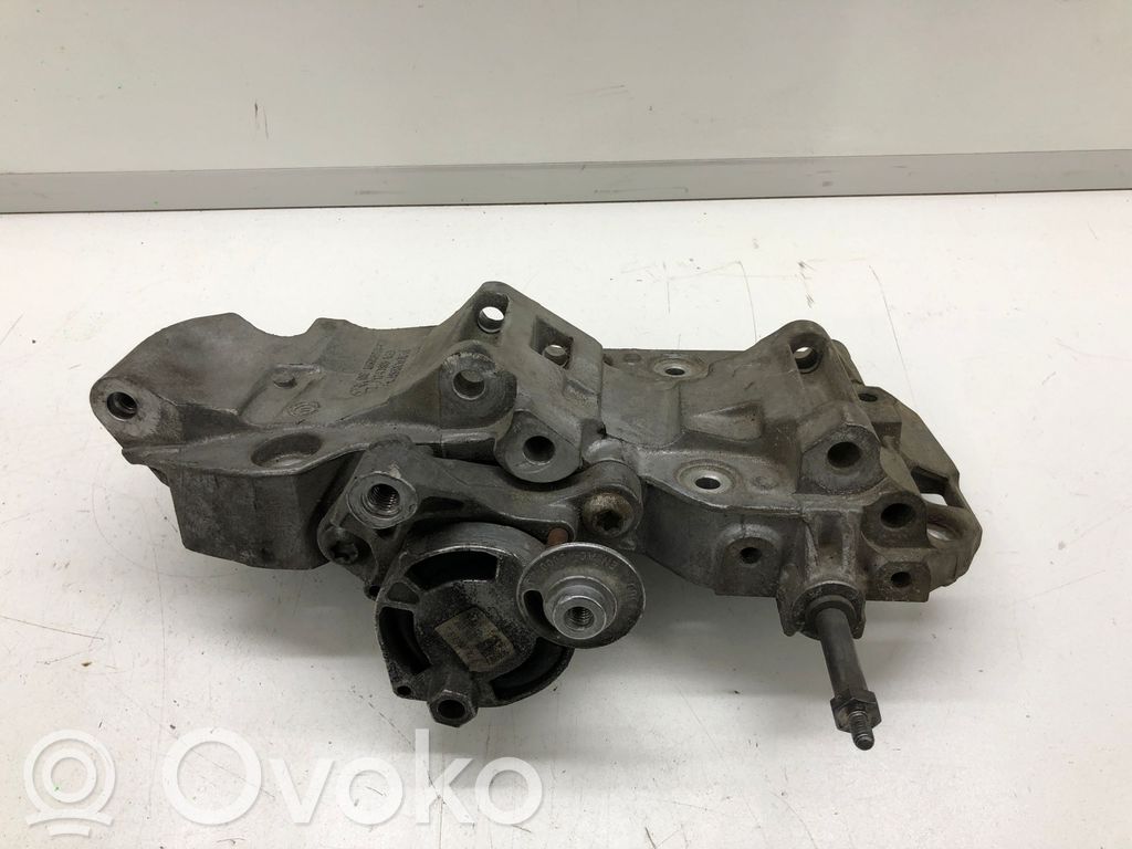 BMW 5 F10 F11 Ģeneratora stiprinājums 
