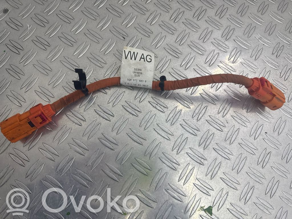 Volkswagen PASSAT B8 Korkeajännitekaapeli 