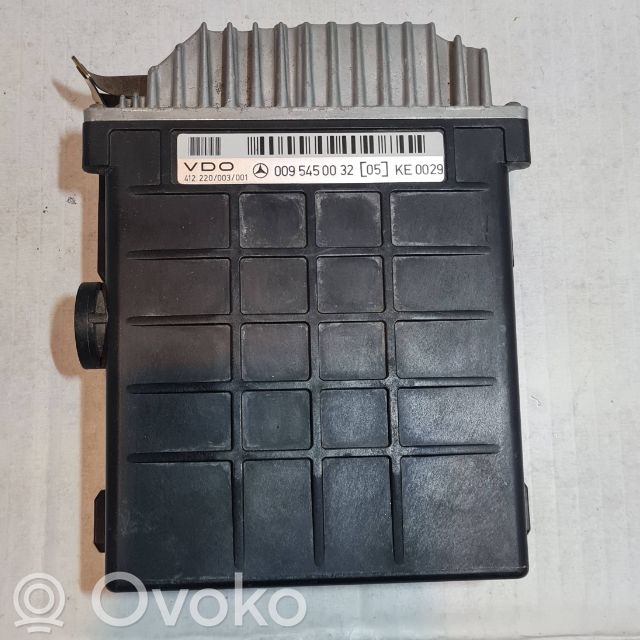 Mercedes-Benz 190 W201 Engine control unit/module 