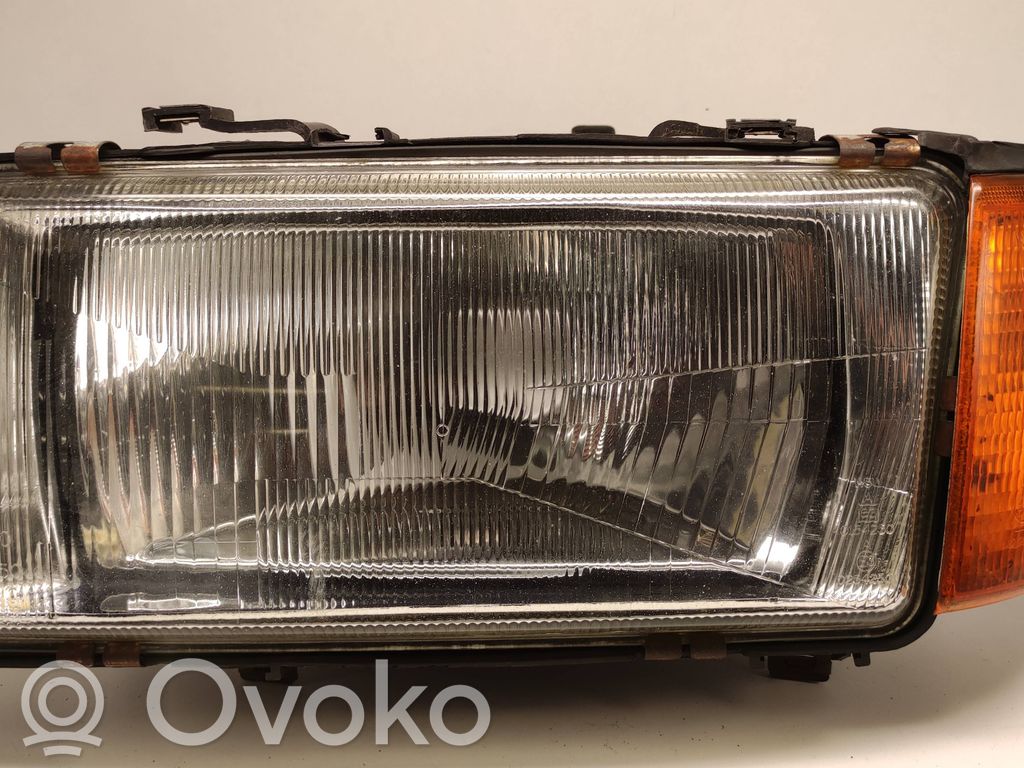 Scheinwerfer   084411107L,0254250