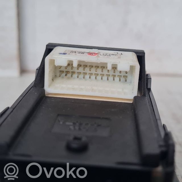 Toyota Corolla E120 E130 Electric window control switch 